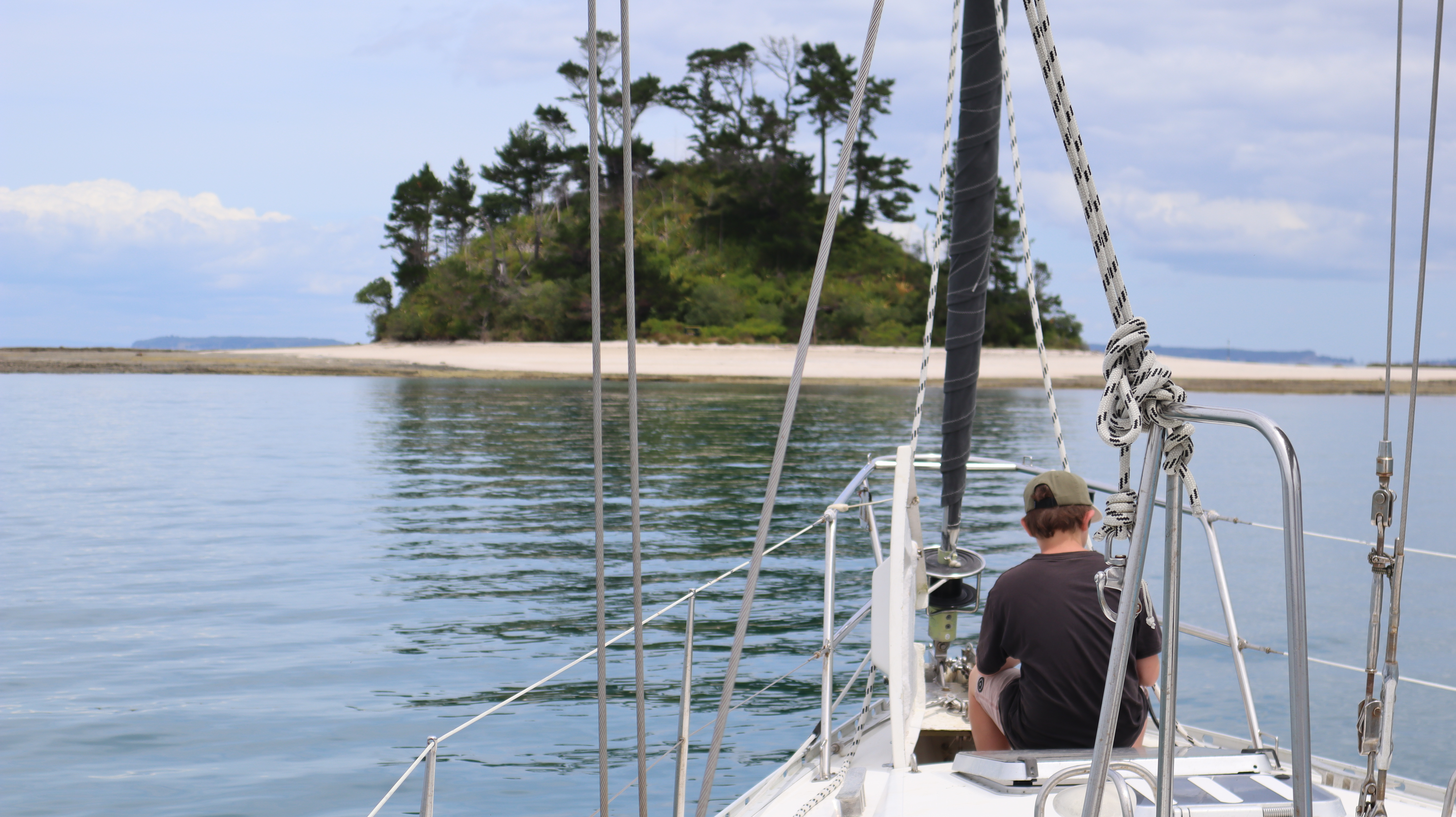 boy anchoring at Beehive island